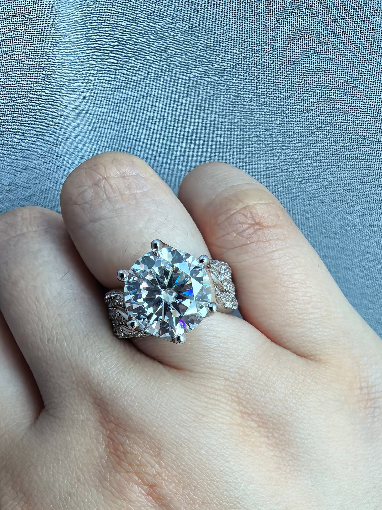 5 carat round spiral stones engagement ring 